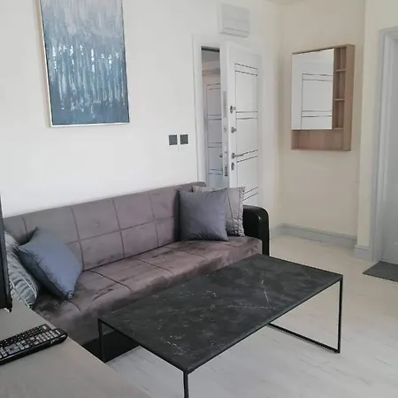 Apartment Adirama Elegant Walk To The