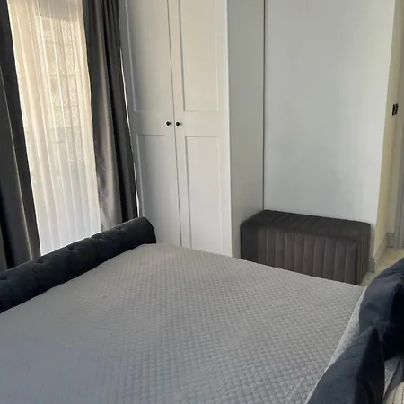 Apartment Adirama Elegant Walk To The Obzor